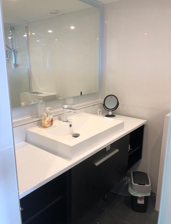 Tiffanys Ferienapartments In Der Privatresidenz Des Plaza Premium Hotel Тиммендорфер-Штранд Экстерьер фото