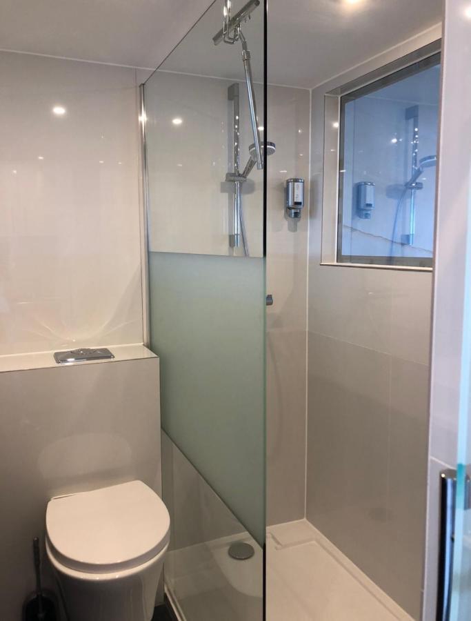 Tiffanys Ferienapartments In Der Privatresidenz Des Plaza Premium Hotel Тиммендорфер-Штранд Экстерьер фото