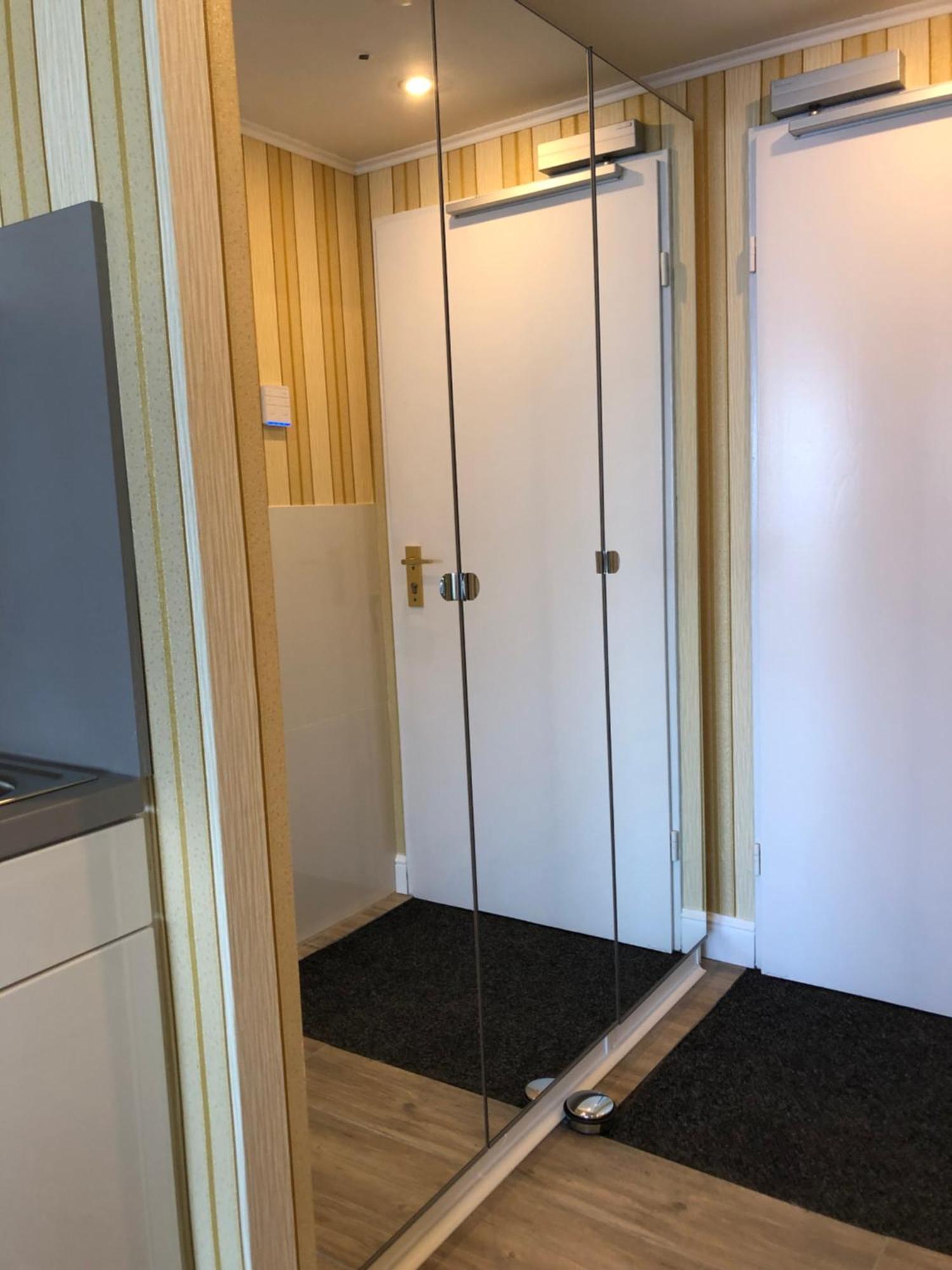 Tiffanys Ferienapartments In Der Privatresidenz Des Plaza Premium Hotel Тиммендорфер-Штранд Экстерьер фото
