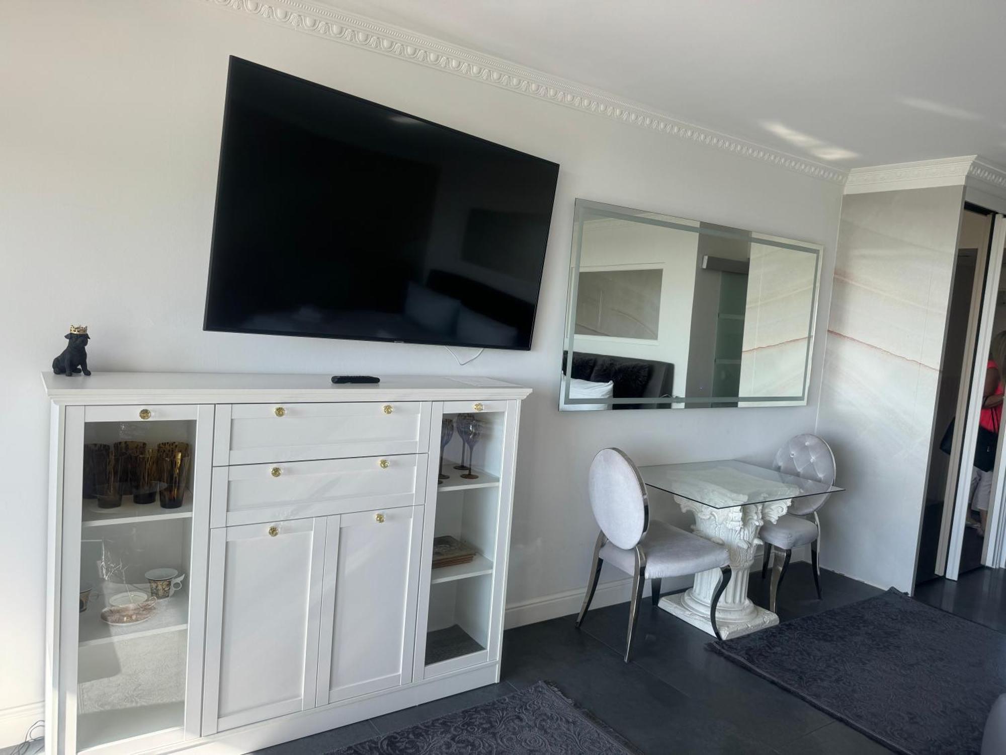 Tiffanys Ferienapartments In Der Privatresidenz Des Plaza Premium Hotel Тиммендорфер-Штранд Экстерьер фото