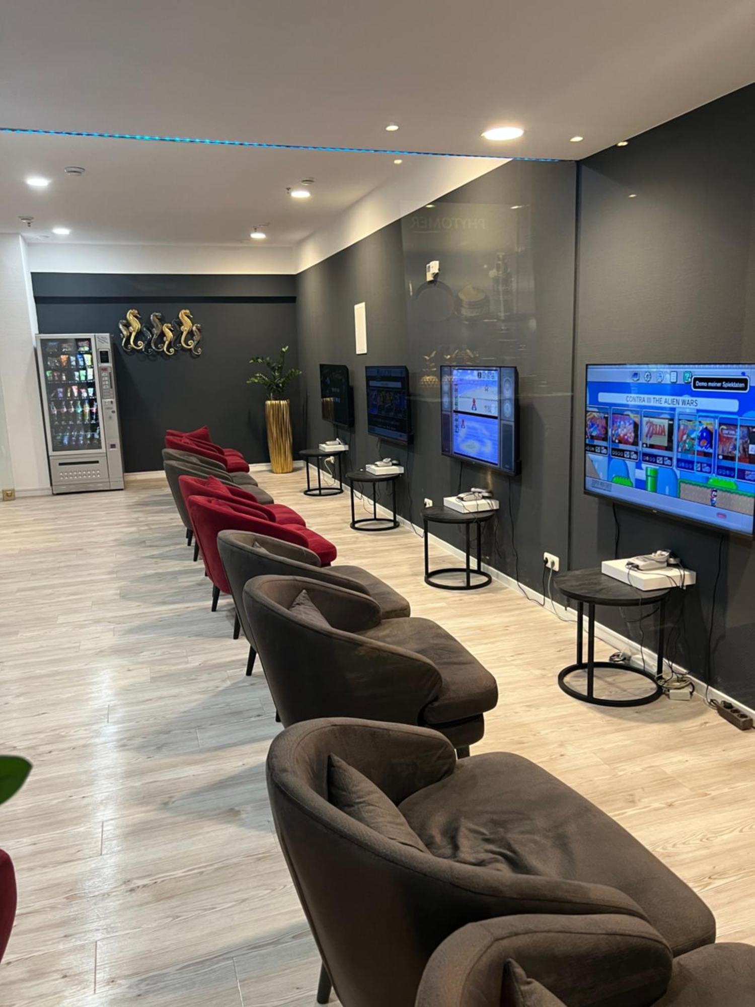 Tiffanys Ferienapartments In Der Privatresidenz Des Plaza Premium Hotel Тиммендорфер-Штранд Экстерьер фото